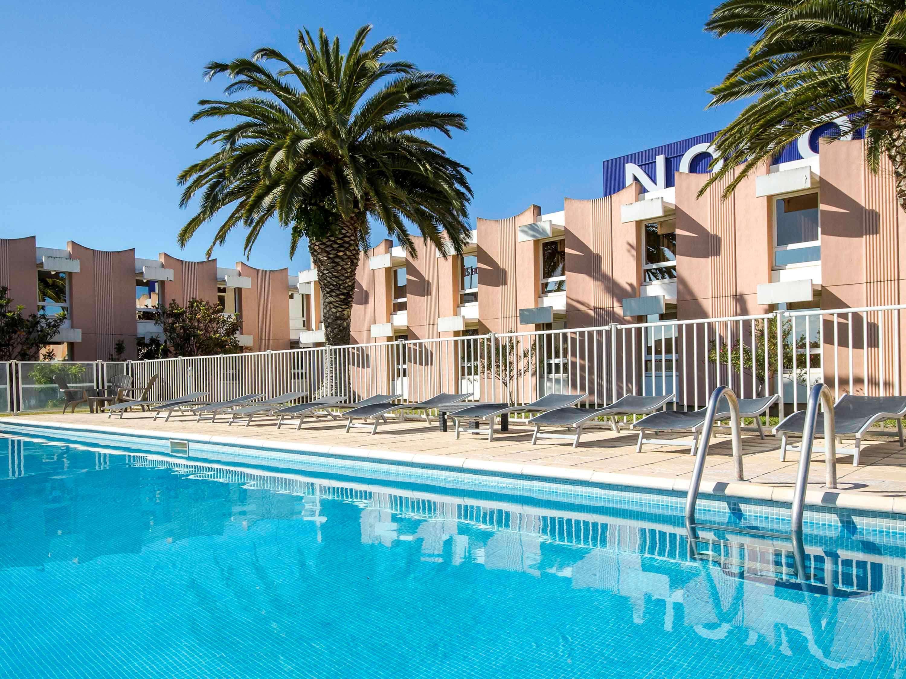 Novotel Perpignan Nord Ривсальт Экстерьер фото